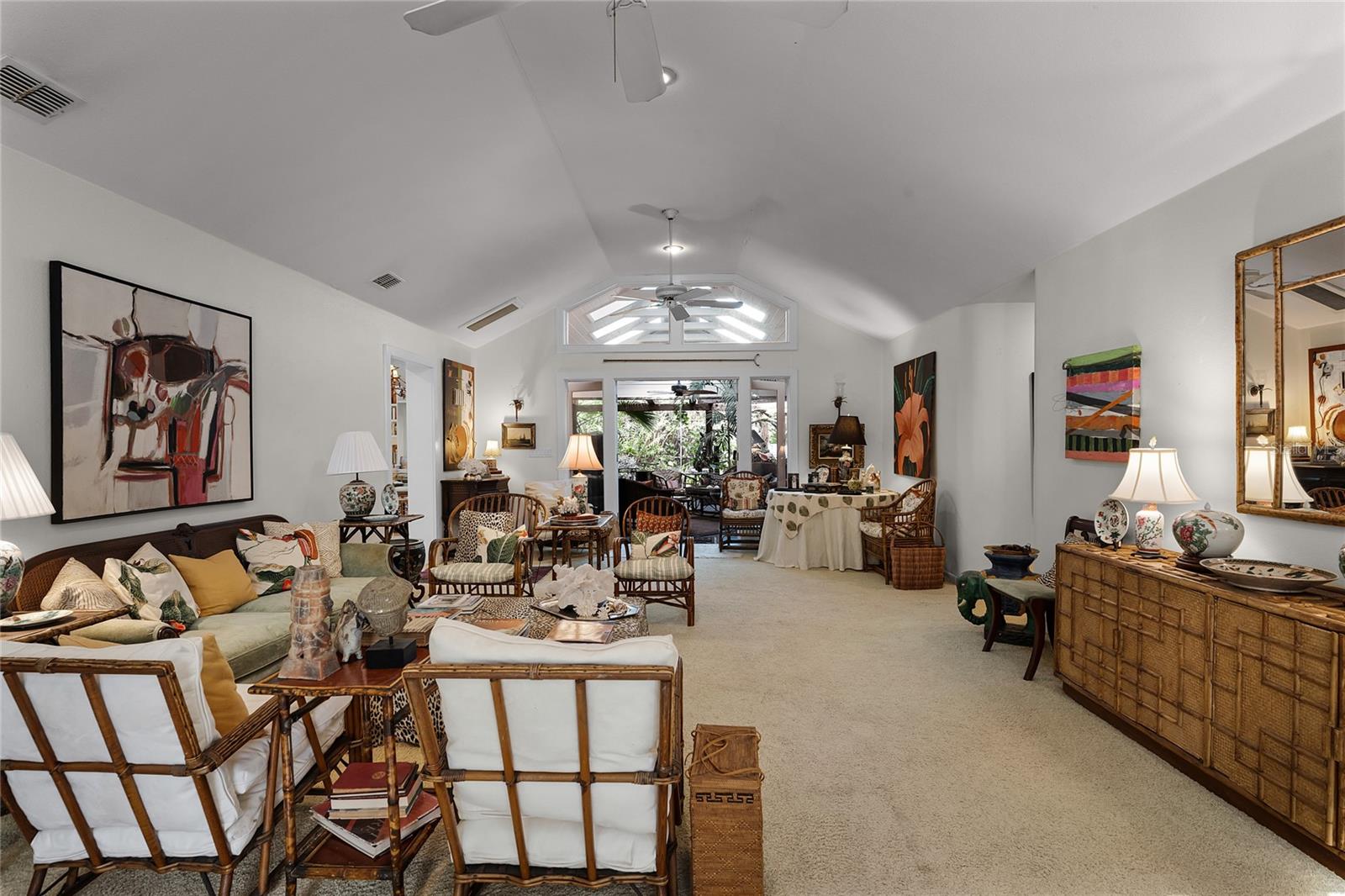 Image 11 of 41 For 1611 Walnut Avenue