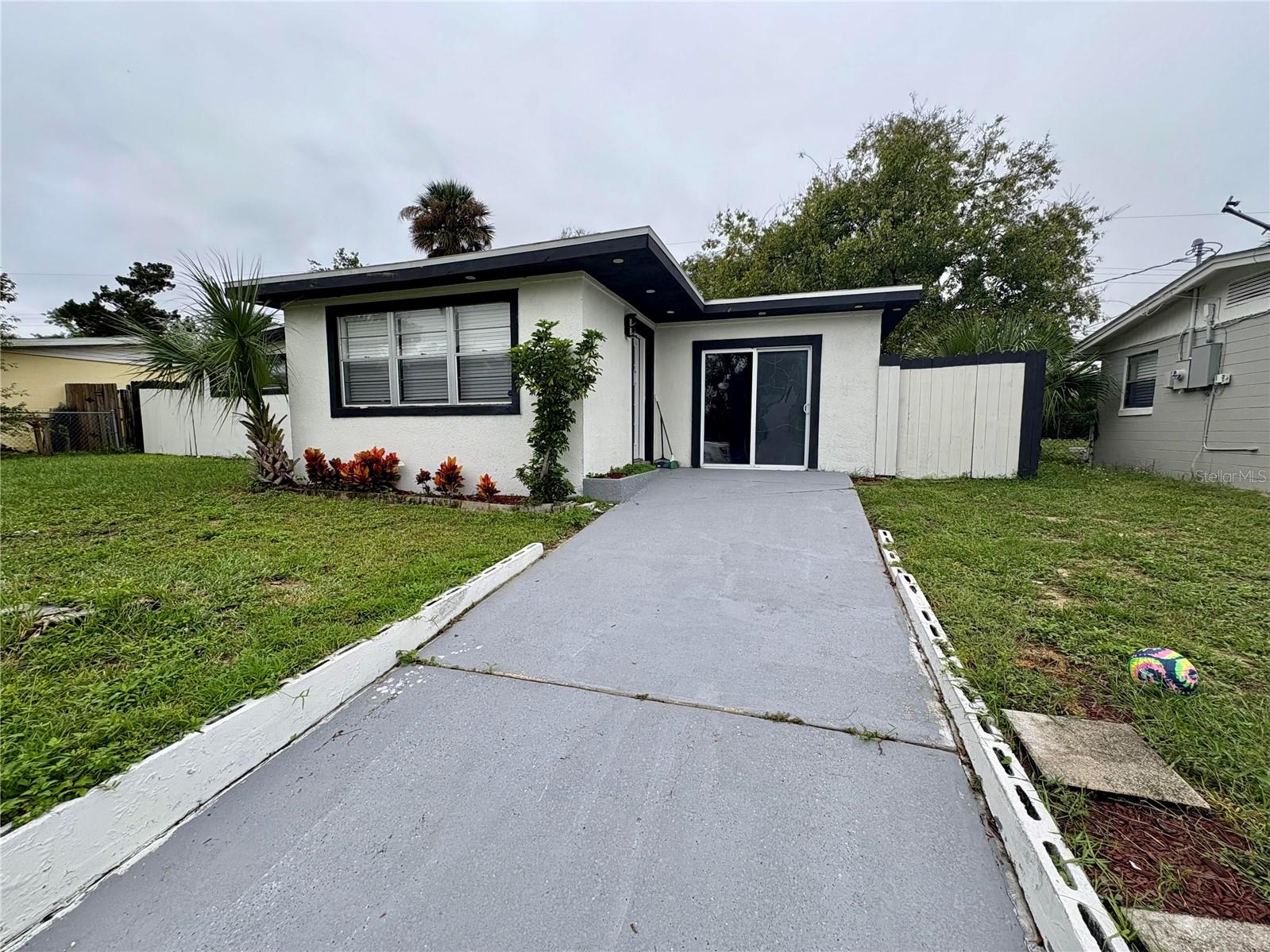 Details for 1122 Lewis Drive, DAYTONA BEACH, FL 32117