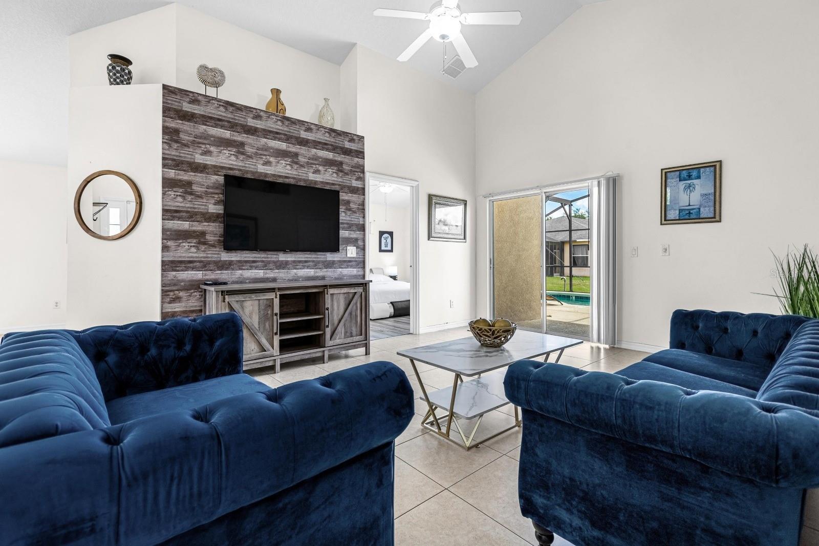 Image 17 of 34 For 1015 Tourmaline Drive