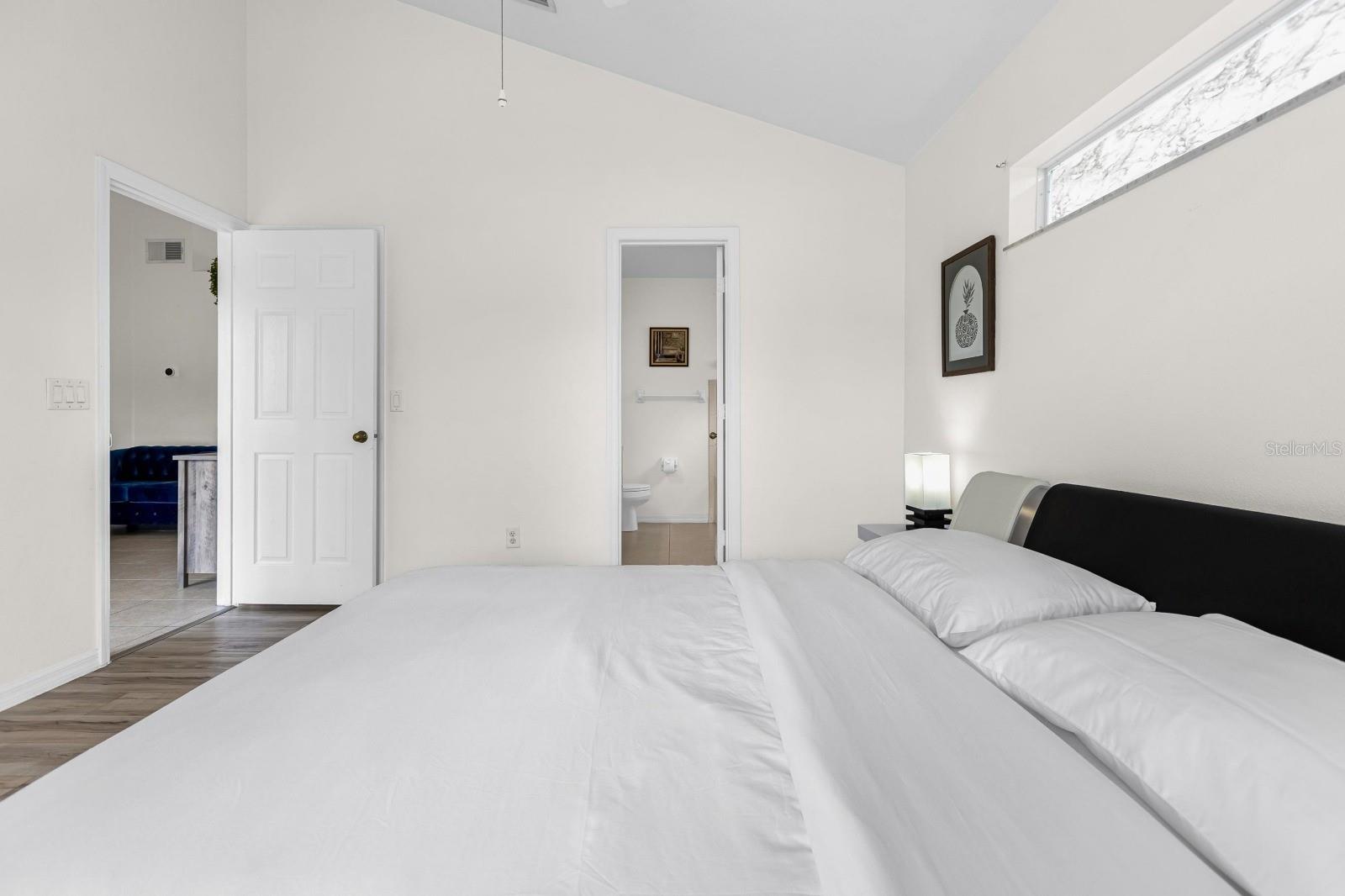 Image 22 of 34 For 1015 Tourmaline Drive