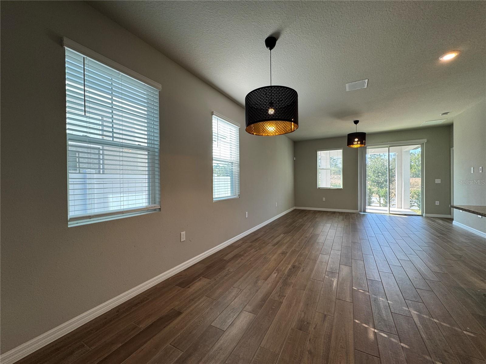 Image 4 of 21 For 2325 Mystic Maze Lane