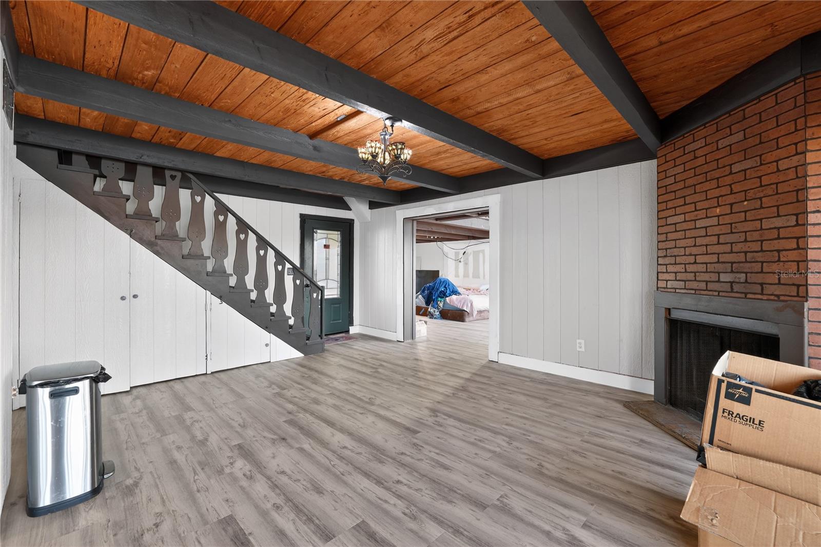 Image 16 of 42 For 8111 Mobley Road