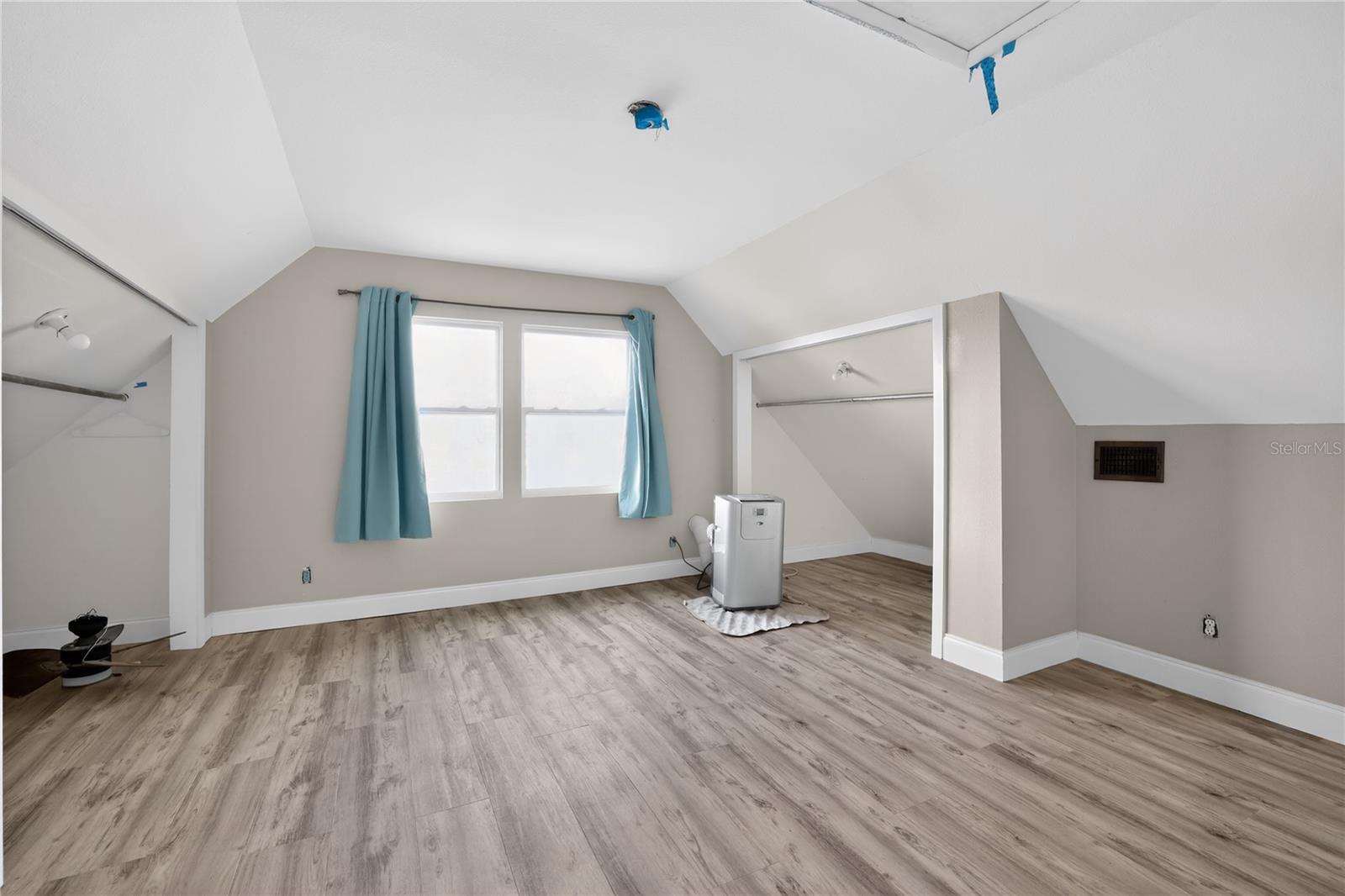 Image 38 of 42 For 8111 Mobley Road