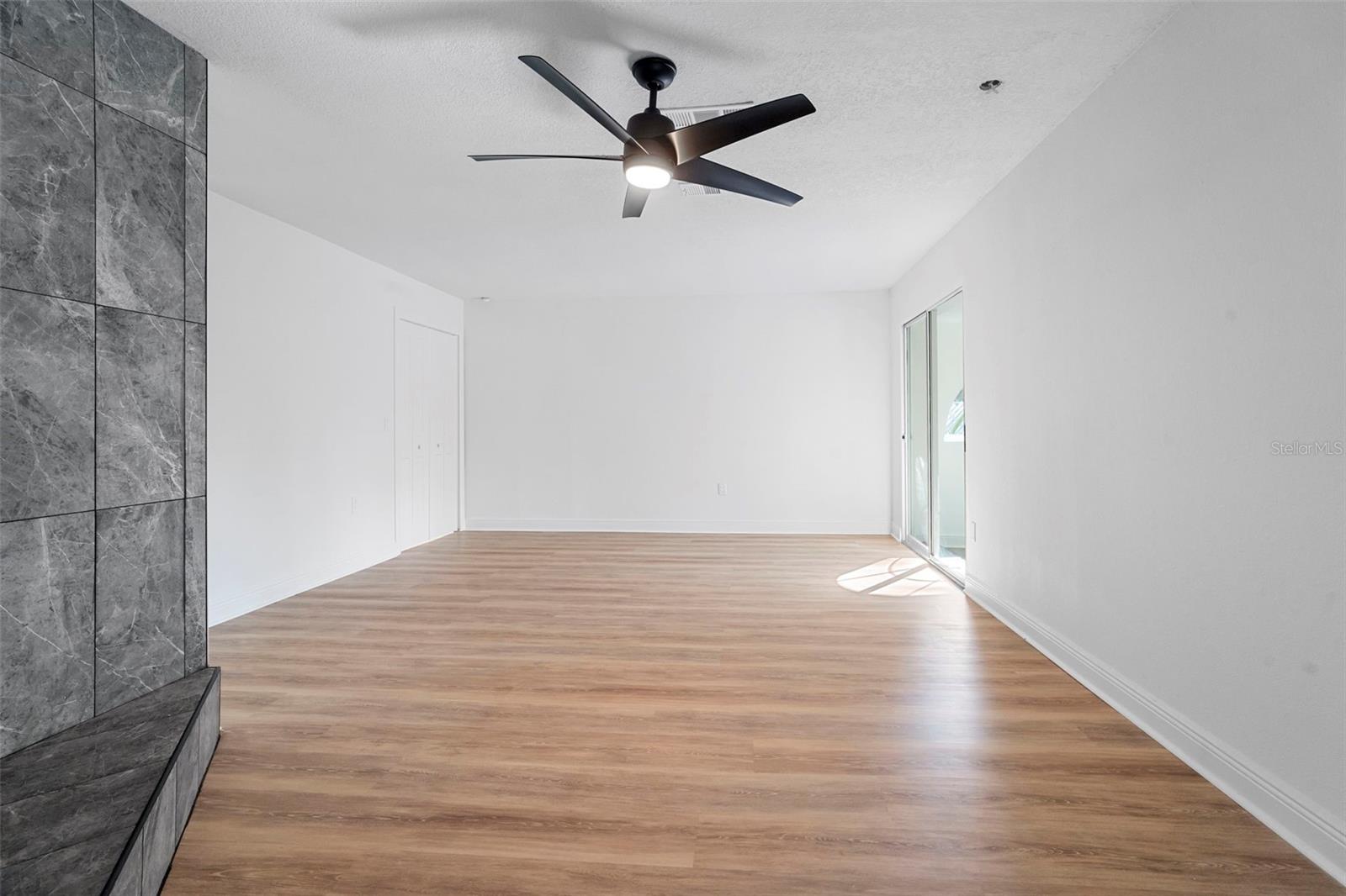 Image 26 of 61 For 1812 Baywood Avenue