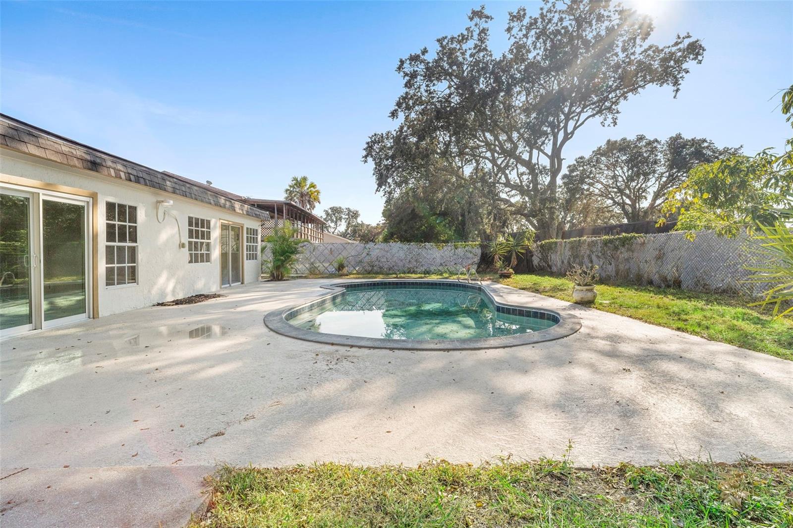 Image 5 of 61 For 1812 Baywood Avenue