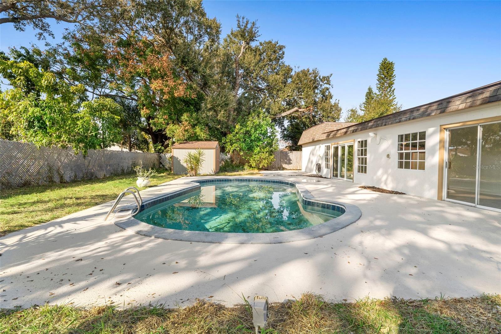 Image 6 of 61 For 1812 Baywood Avenue