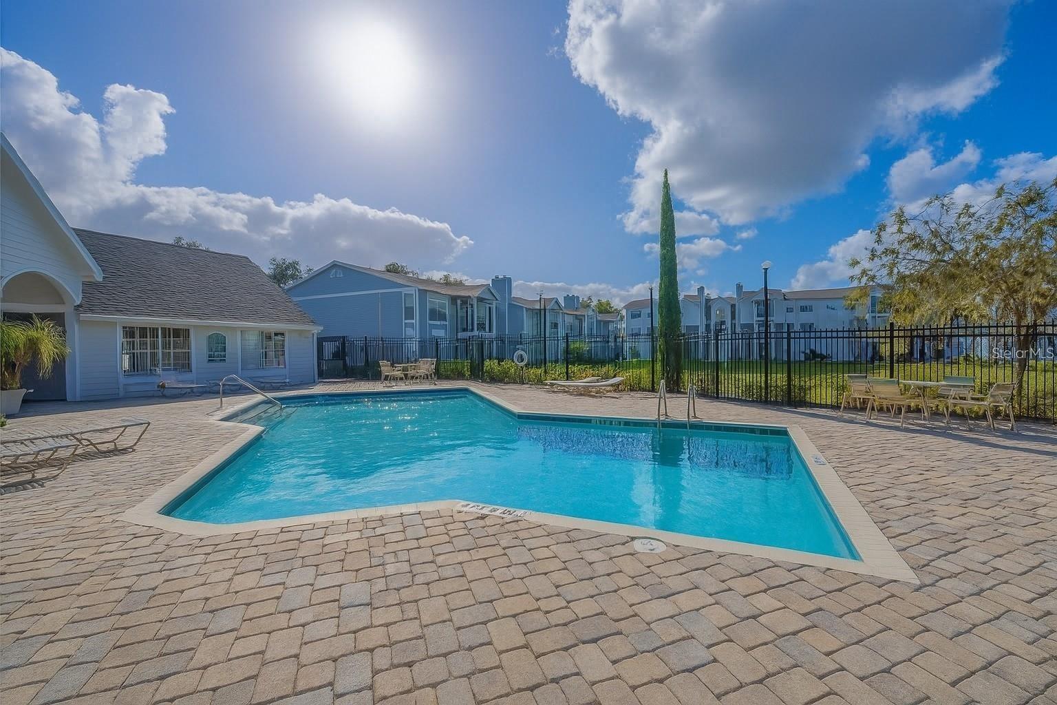 Image 21 of 24 For 2550 Alafaya Trail 6205