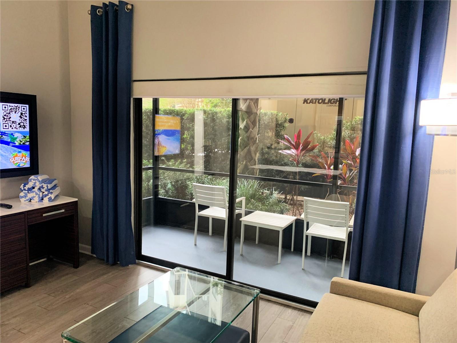 Image 12 of 48 For 14501 Grove Resort Avenue 1105