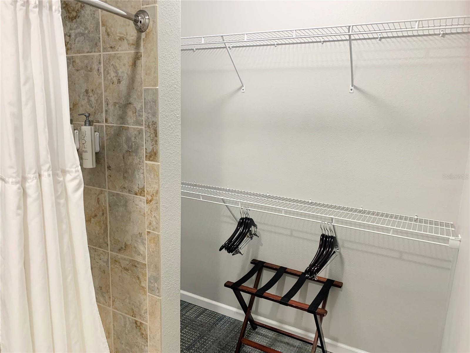 Image 25 of 48 For 14501 Grove Resort Avenue 1105