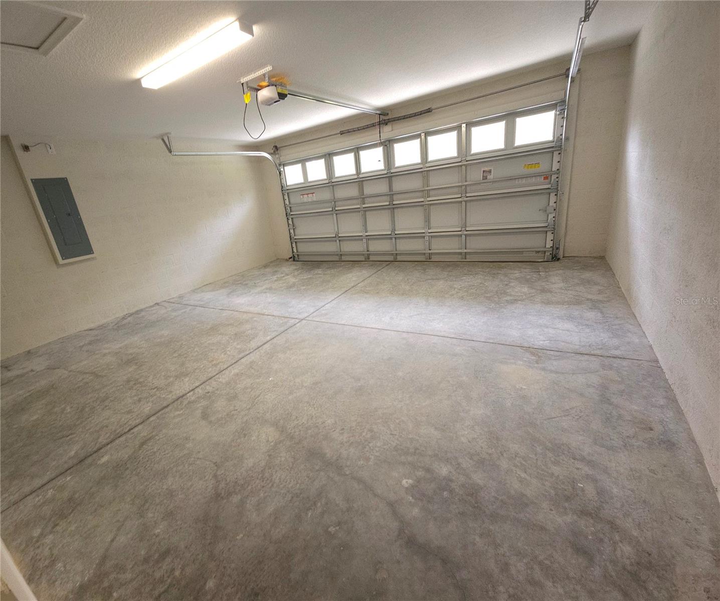 Image 14 of 14 For 9547 Sandree Drive