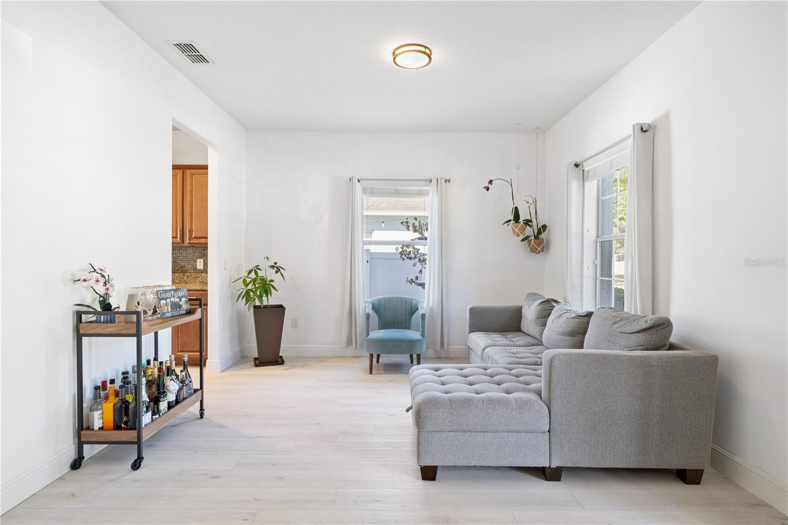 Image 10 of 59 For 5526 New Independence Parkway