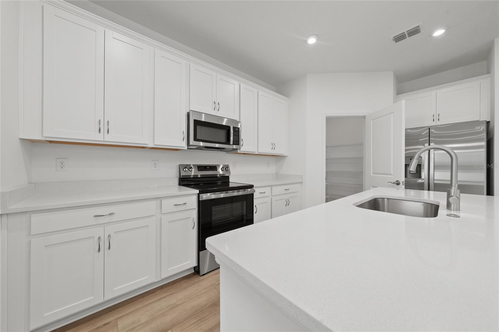 Image 9 of 25 For 5638 Stockade Boulevard