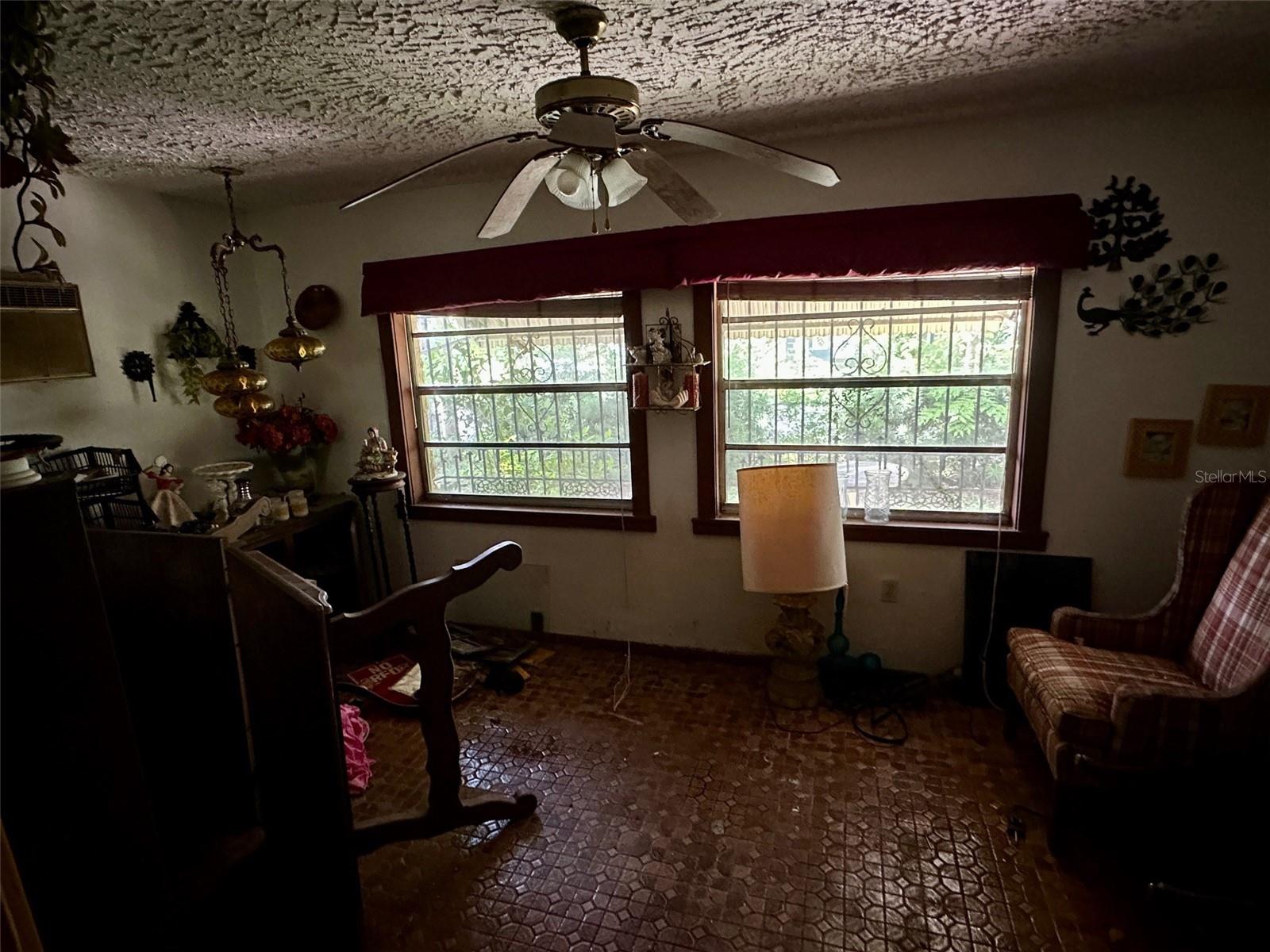 Image 3 of 9 For 622 8th Street