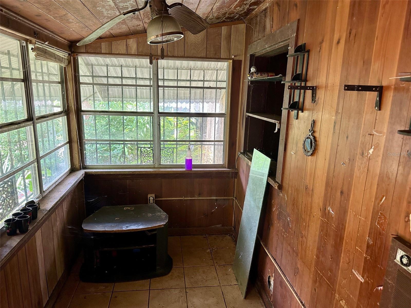 Image 6 of 9 For 622 8th Street