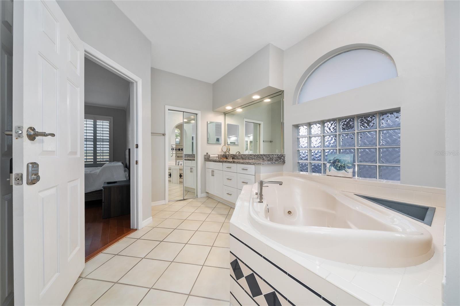 Image 28 of 51 For 7657 Mount Carmel Drive