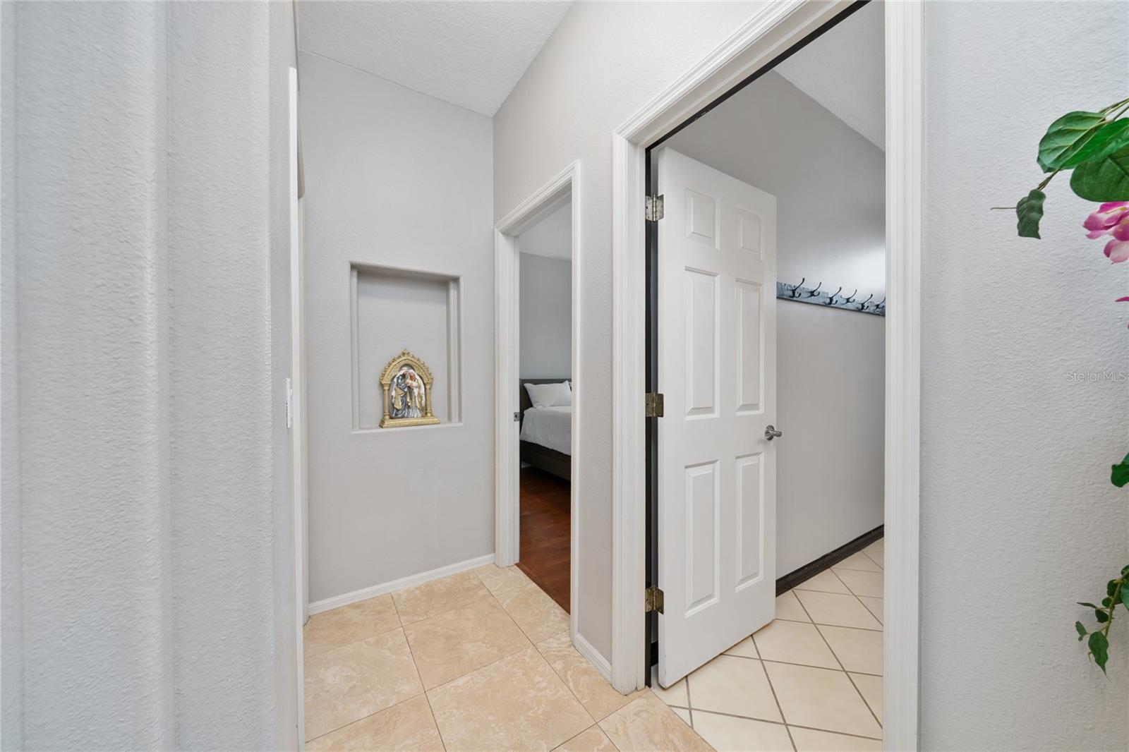 Image 38 of 51 For 7657 Mount Carmel Drive