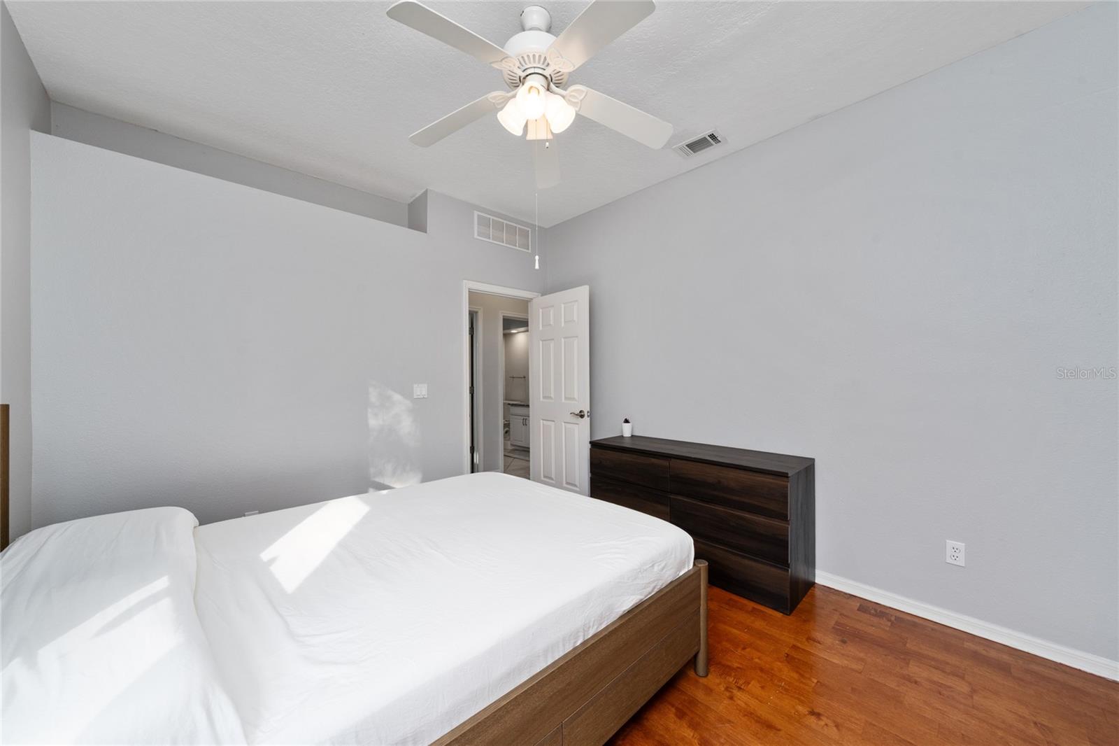 Image 42 of 51 For 7657 Mount Carmel Drive