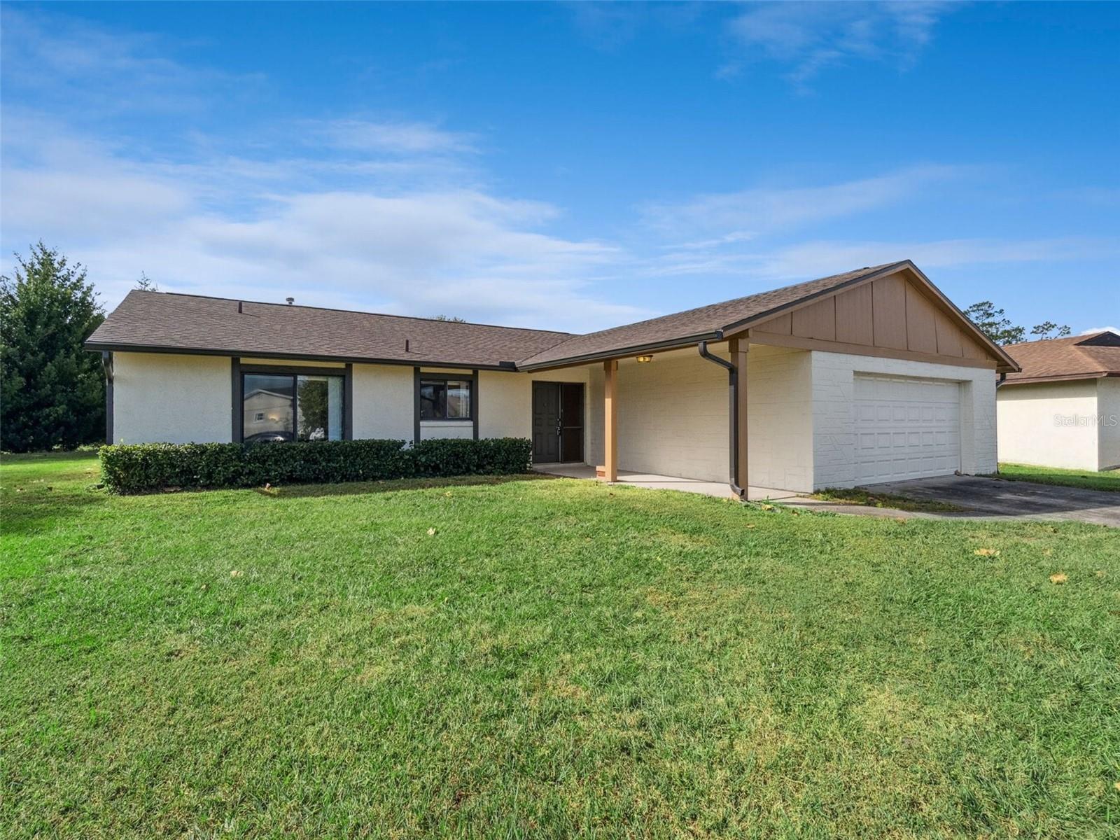 Image 2 of 22 For 10719 Lazy Lake Drive