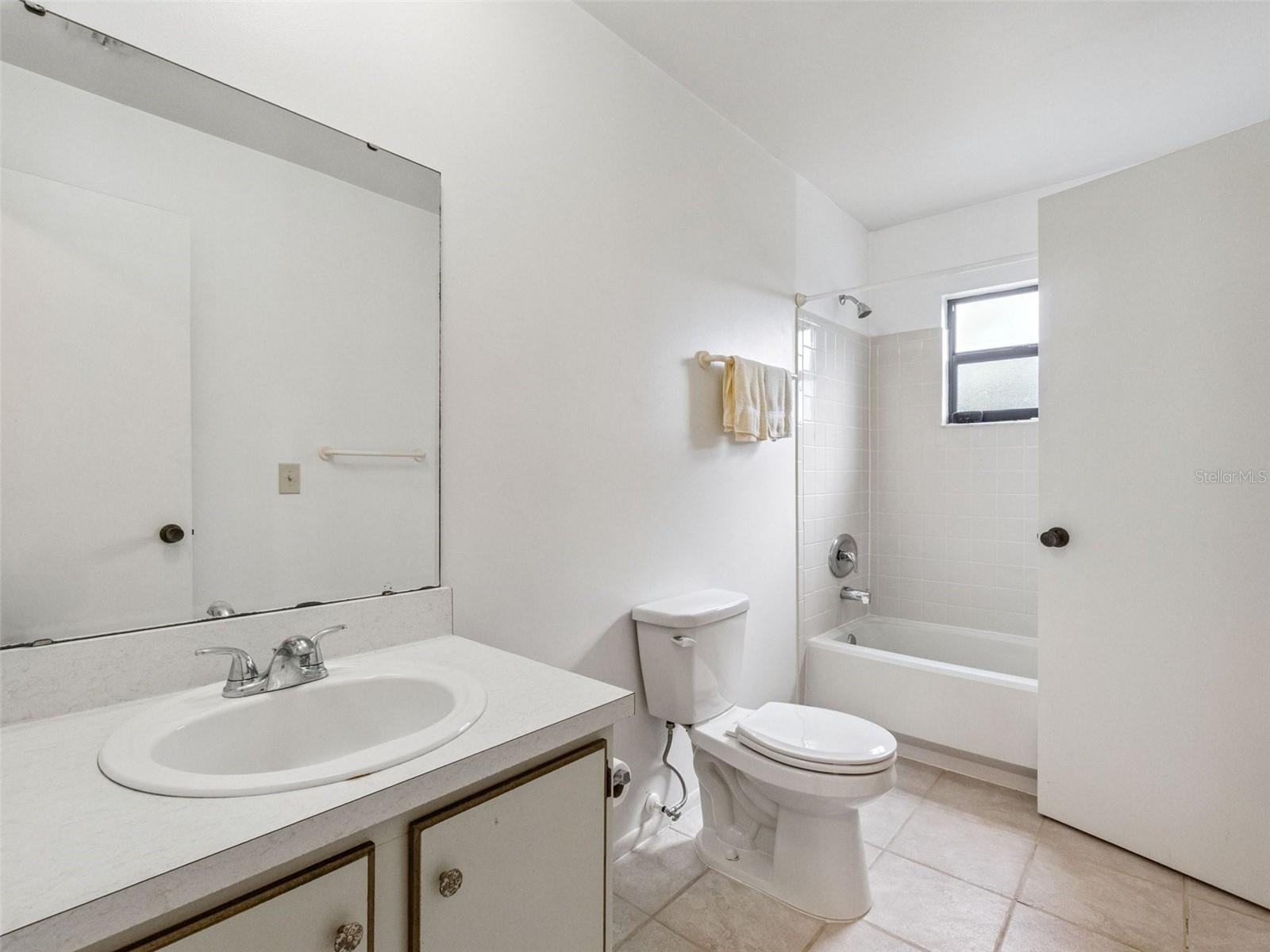 Image 21 of 22 For 10719 Lazy Lake Drive