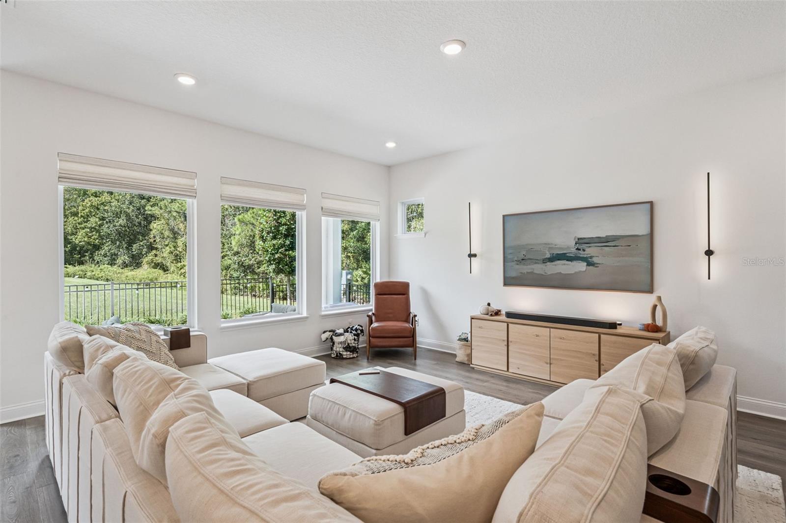 Image 11 of 63 For 534 Wishbone Lane