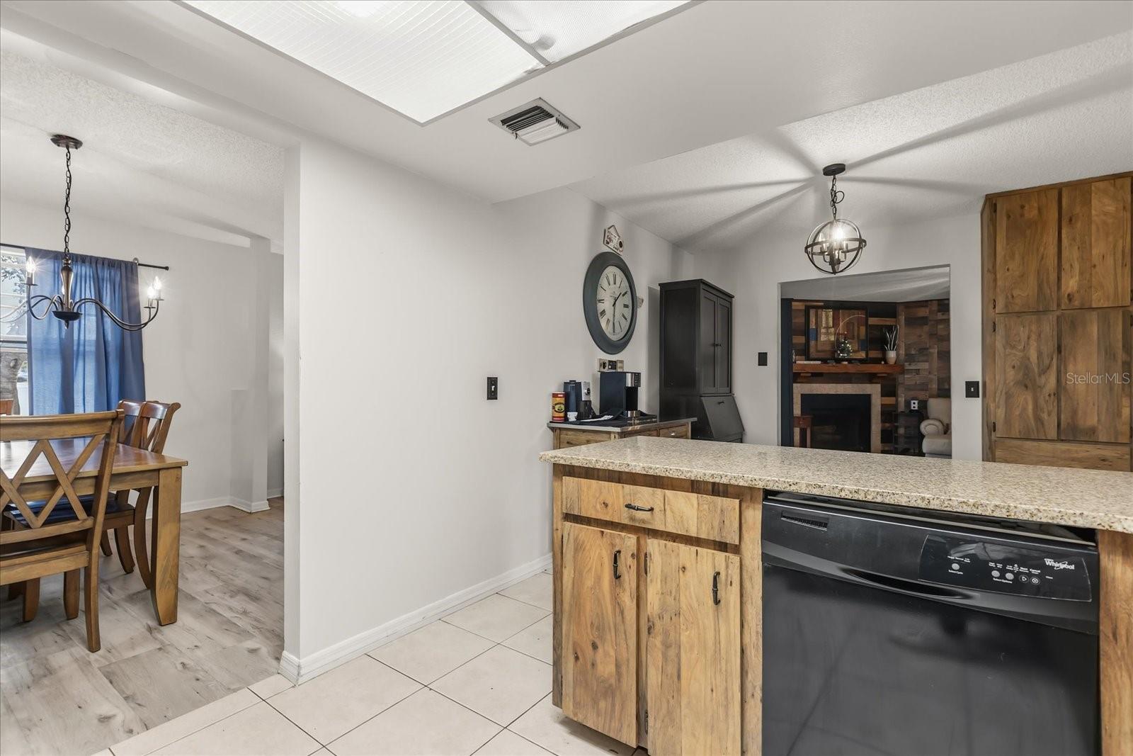 Image 14 of 36 For 3799 Sutters Mill Circle