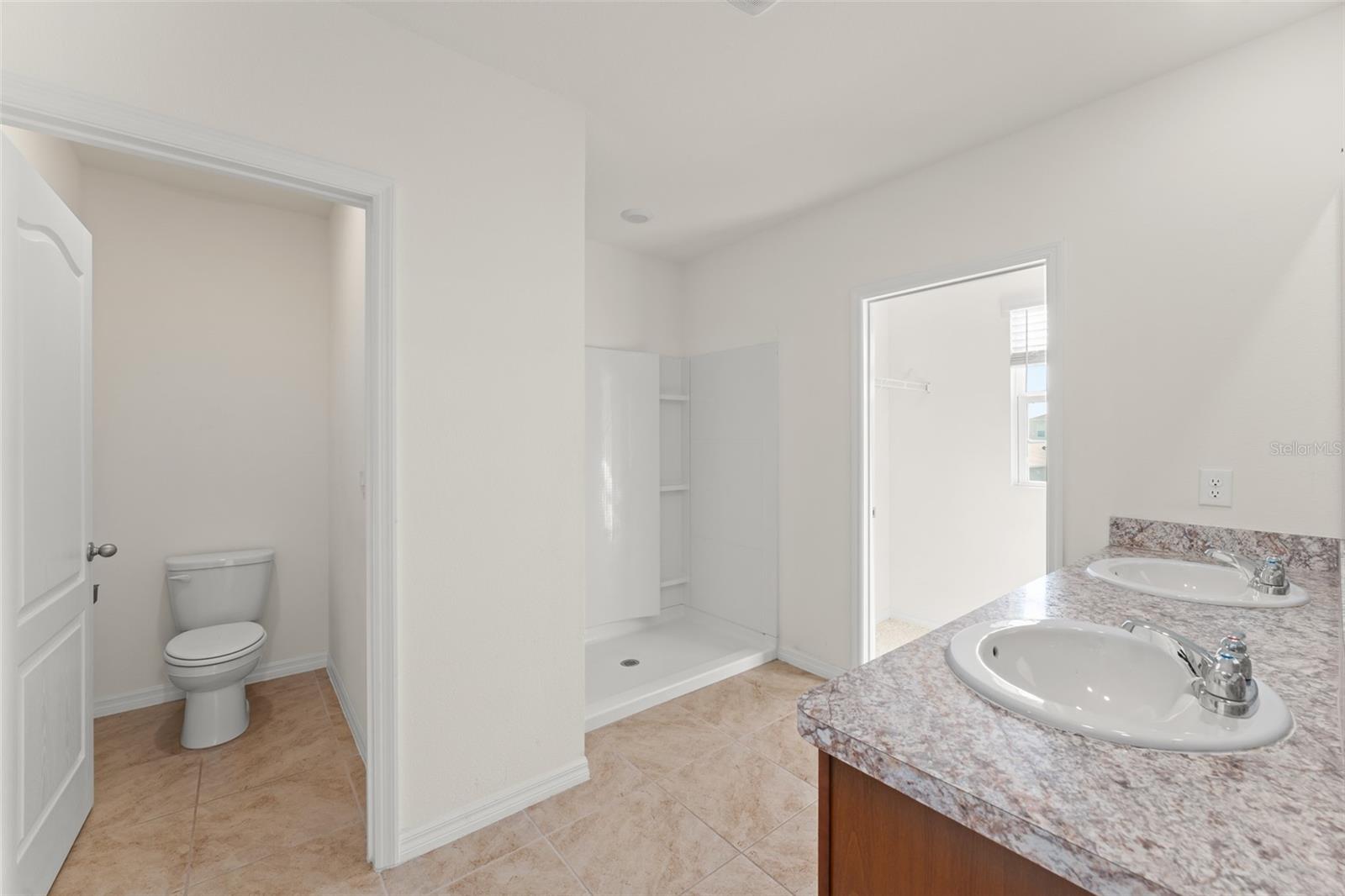 Image 27 of 47 For 540 Boardwalk Avenue