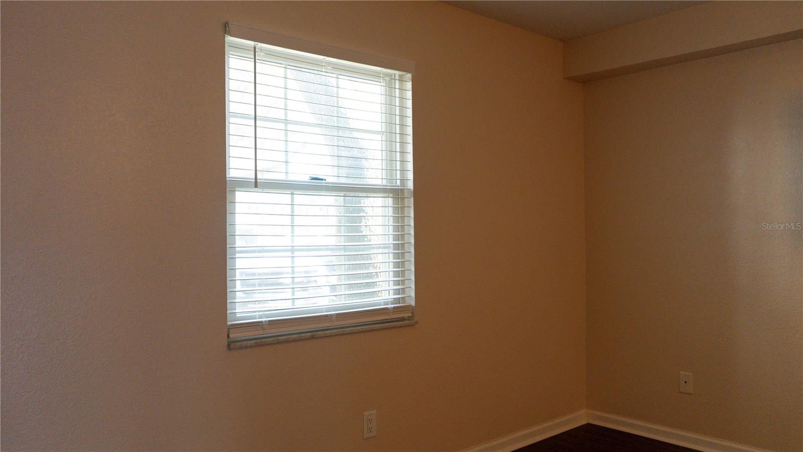 Image 16 of 30 For 151 Lewfield Circle 4