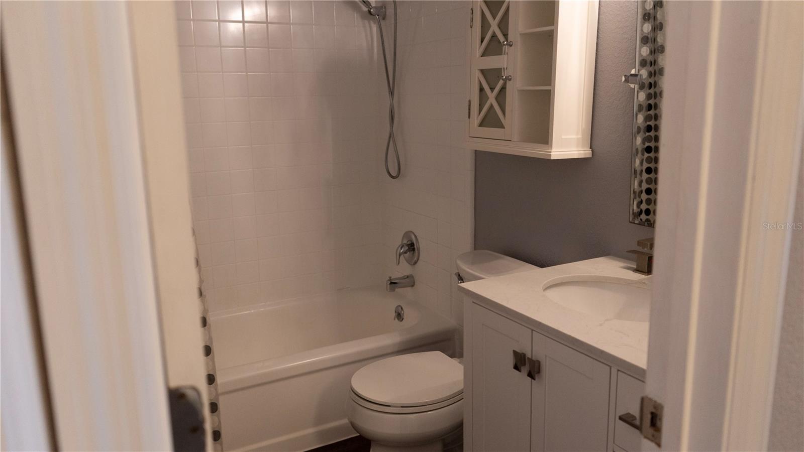 Image 20 of 30 For 151 Lewfield Circle 4