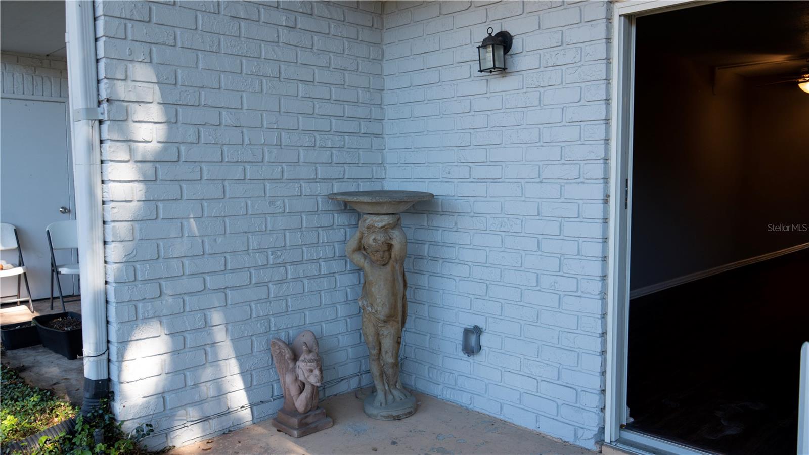 Image 22 of 30 For 151 Lewfield Circle 4