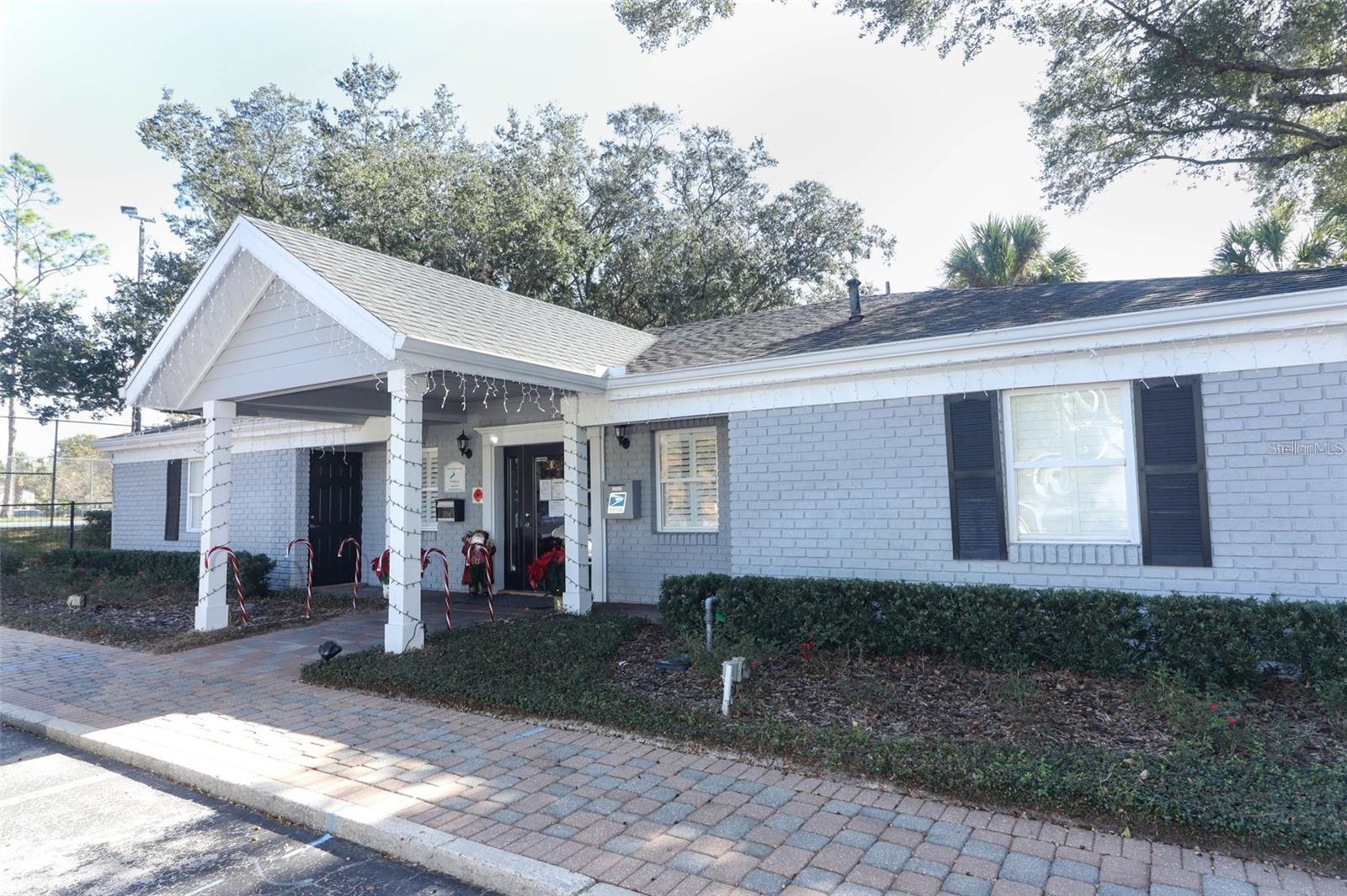 Image 23 of 30 For 151 Lewfield Circle 4