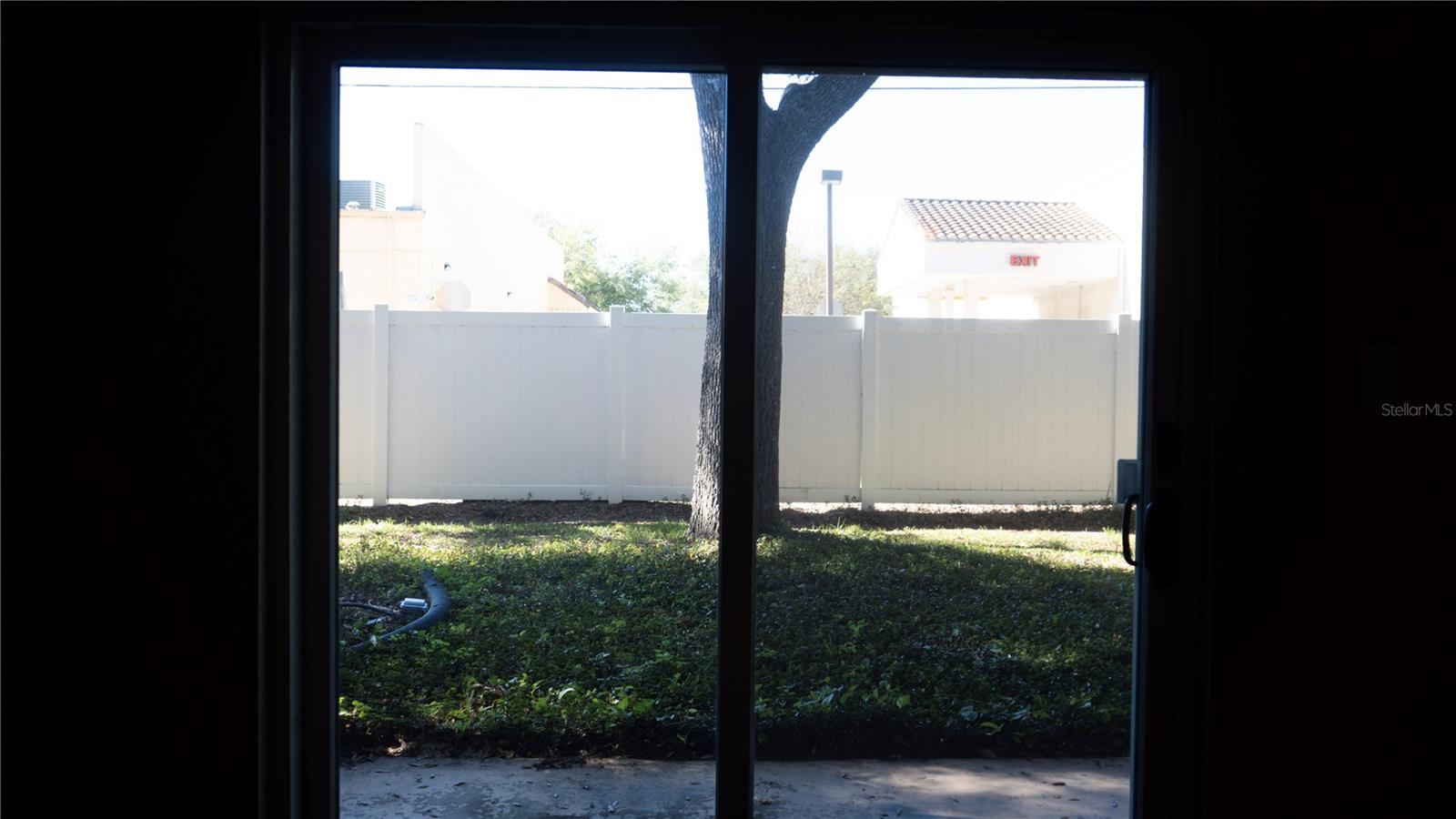 Image 8 of 30 For 151 Lewfield Circle 4