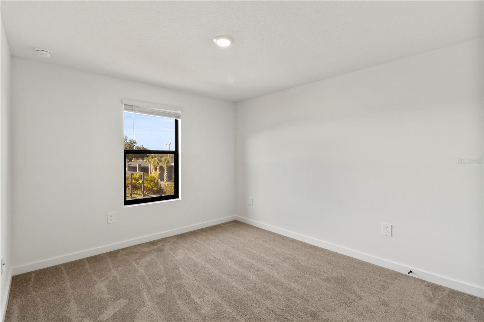 Image 14 of 19 For 3248 Energy Drive