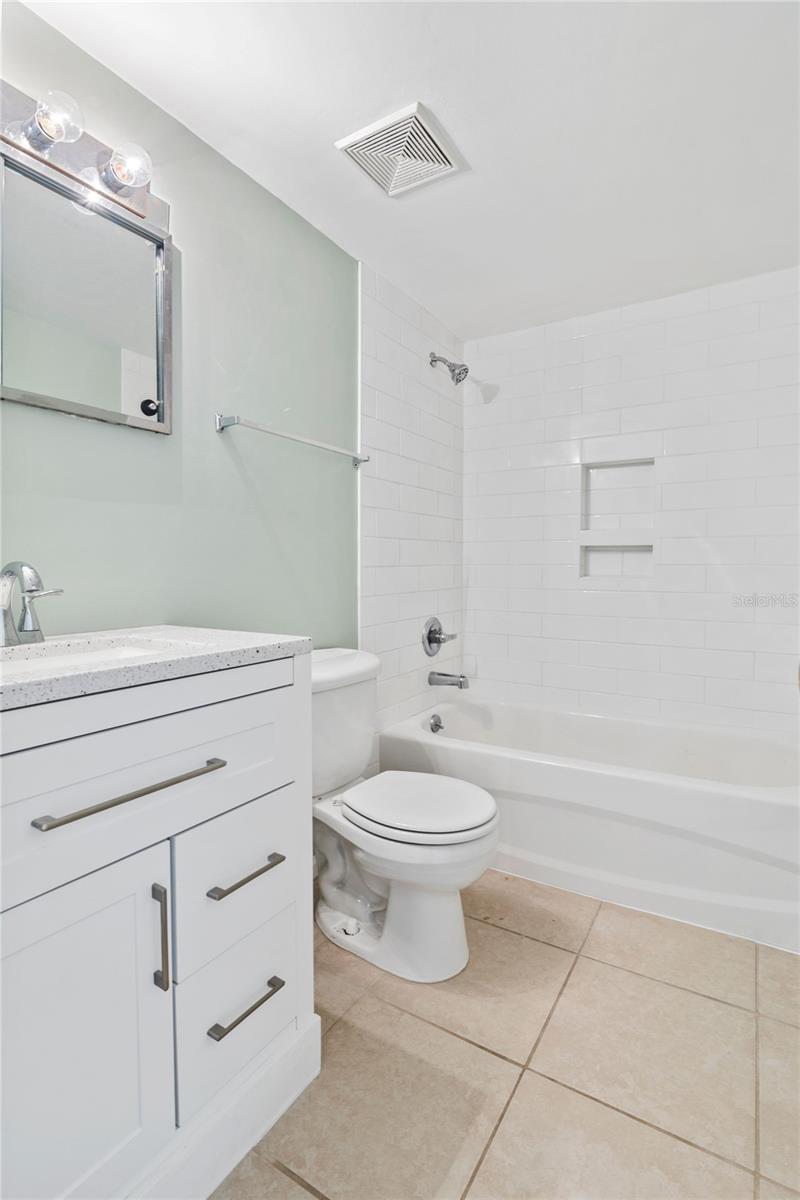 Image 9 of 24 For 3800 Saxon Drive 520