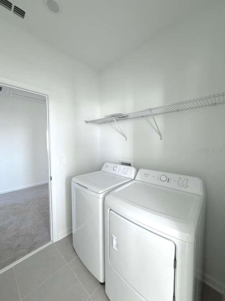 Image 25 of 41 For 5664 Lemon Grass Street