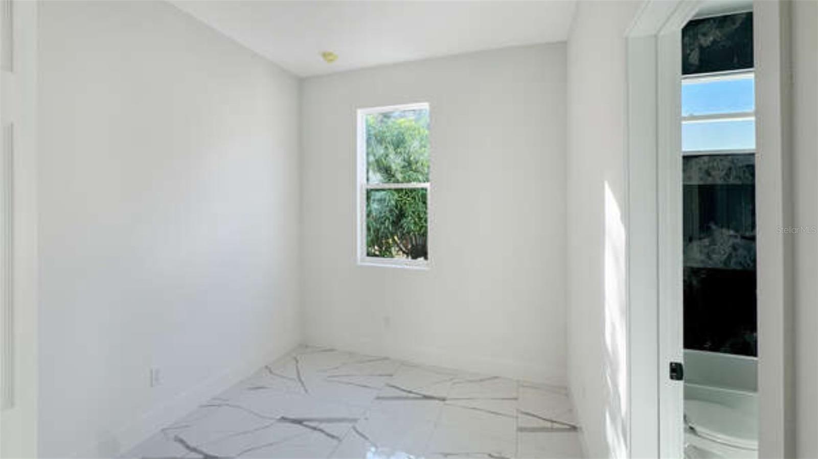 Image 19 of 31 For 27 8th Street