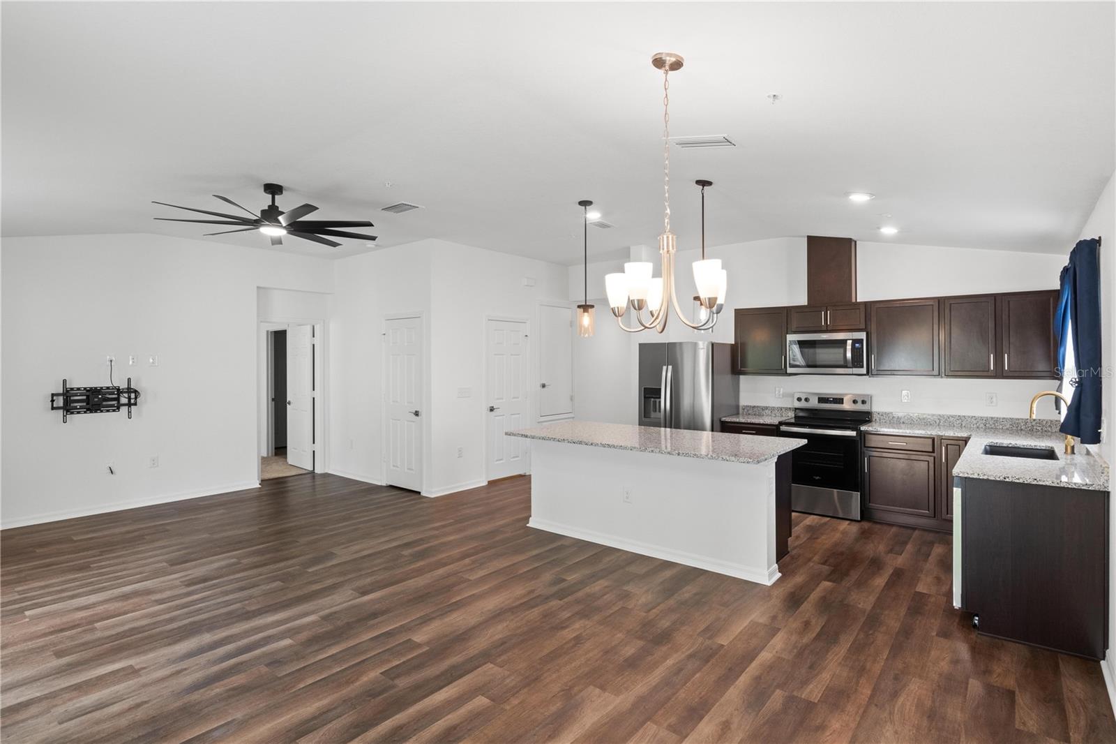 Image 3 of 39 For 8258 Cortese Drive