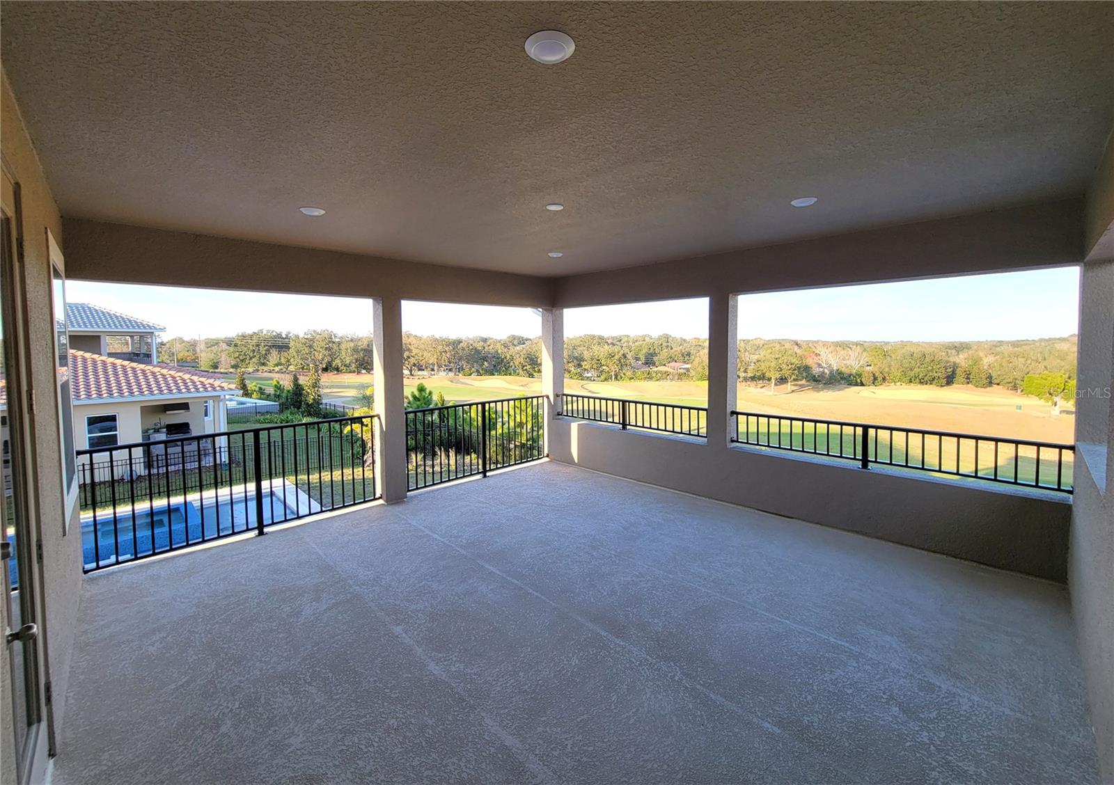 Image 25 of 36 For 15627 Vetta Drive