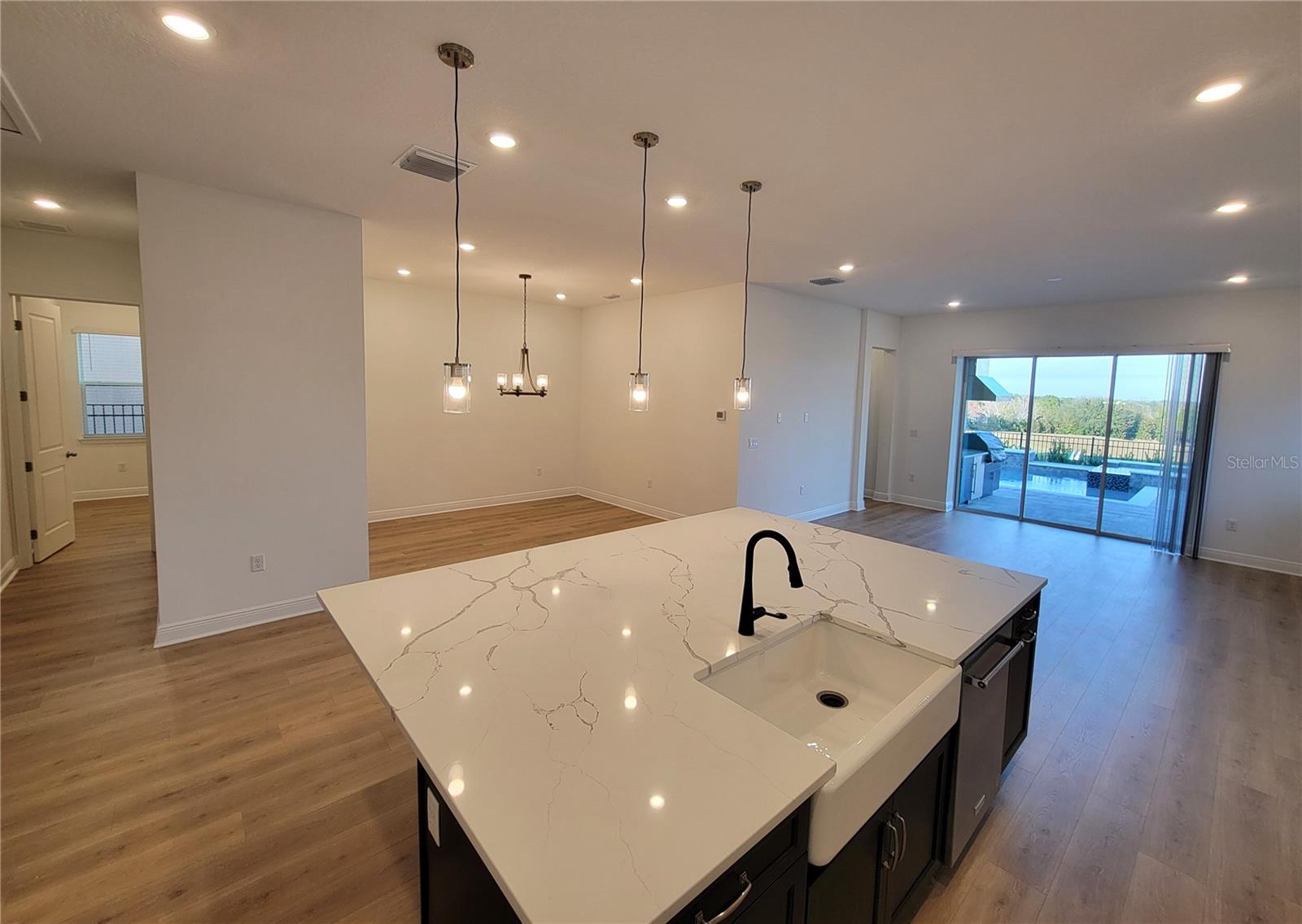 Image 5 of 36 For 15627 Vetta Drive