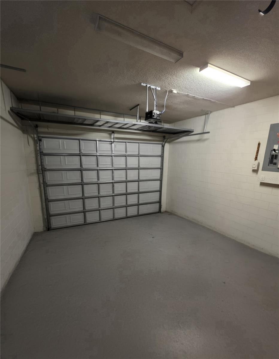 Image 20 of 21 For 8816 Ashland Avenue