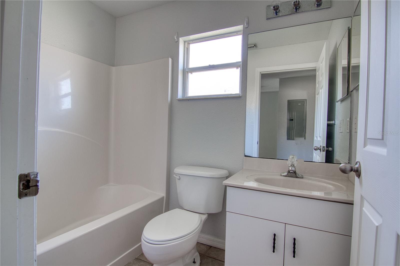 Image 11 of 14 For 196 Ocean Bluff Drive