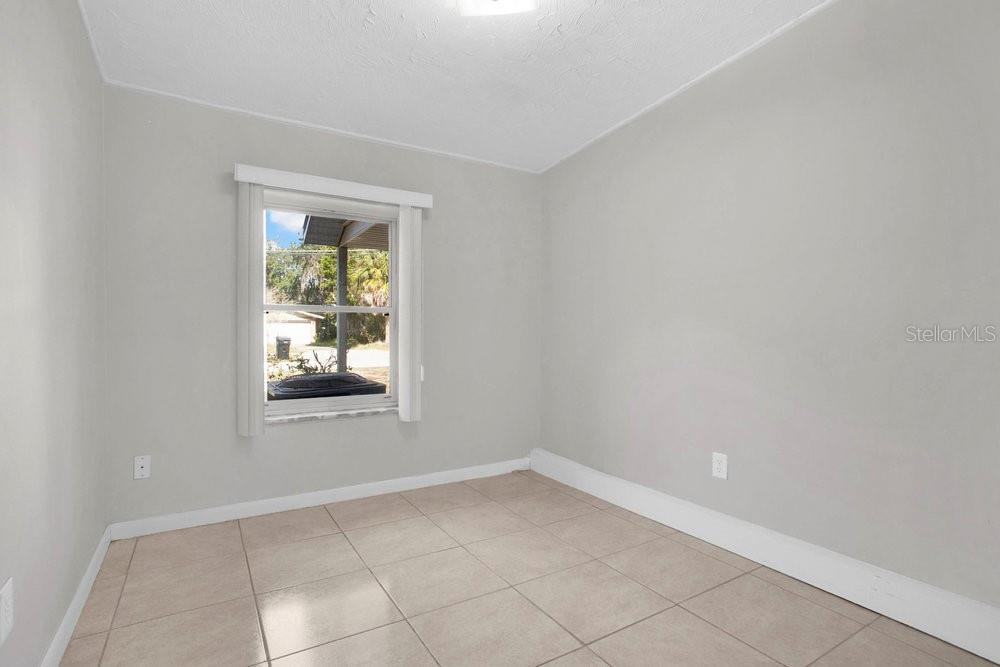 Image 13 of 19 For 10116 Union Park Drive