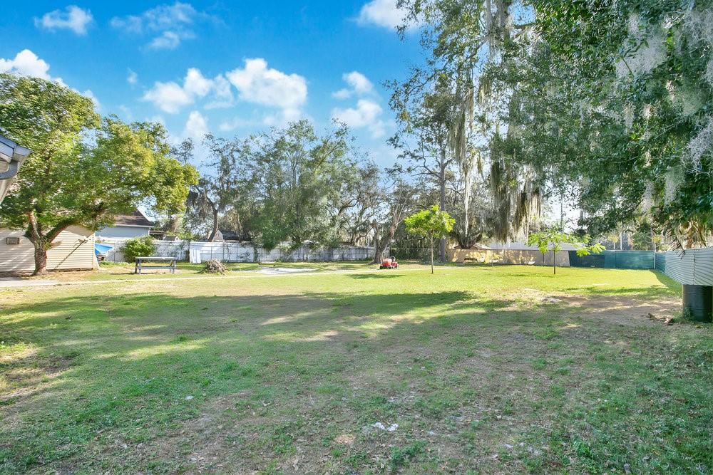 Image 18 of 19 For 10116 Union Park Drive