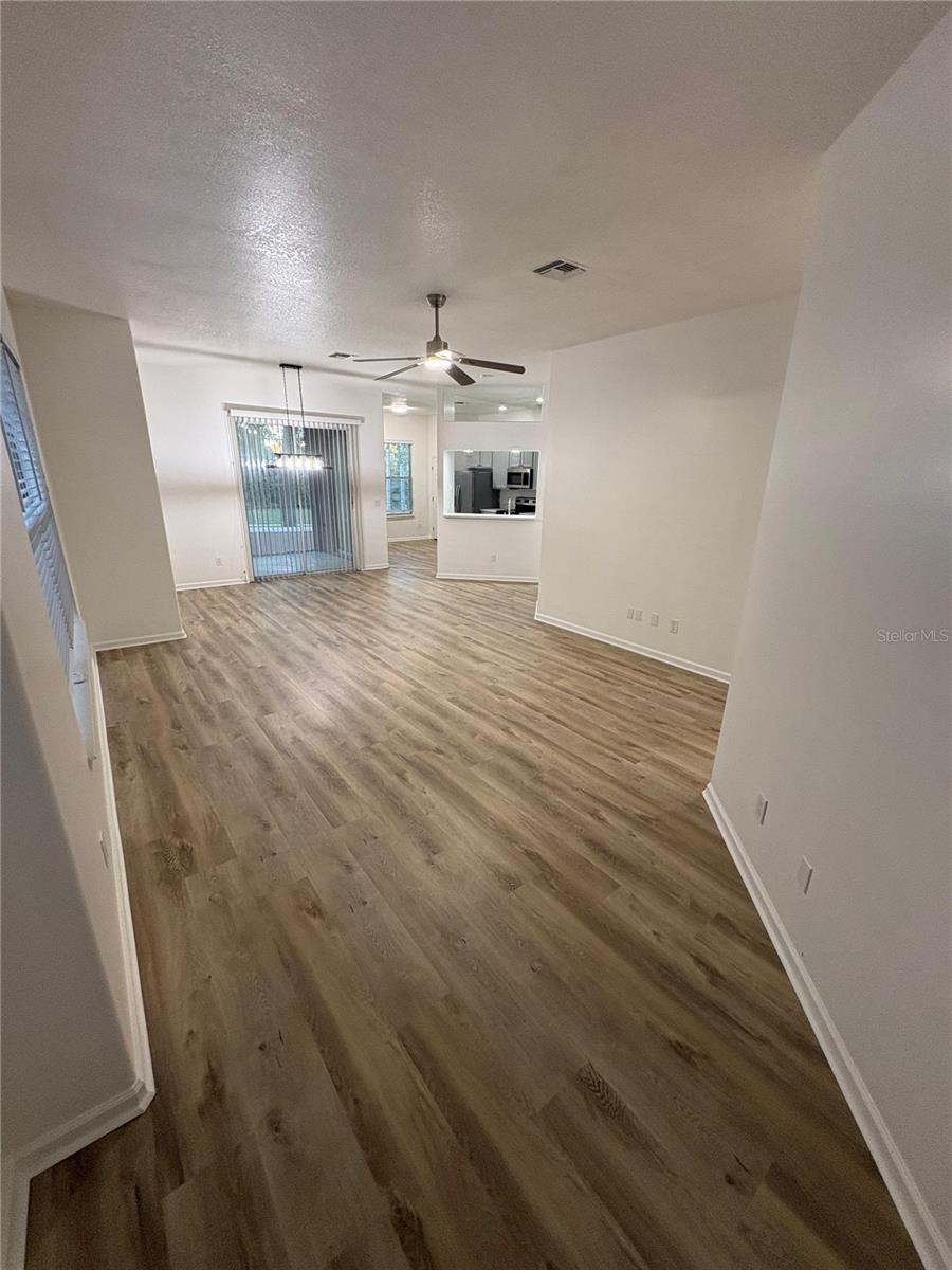 Image 13 of 23 For 7531 Bay Port Road 14