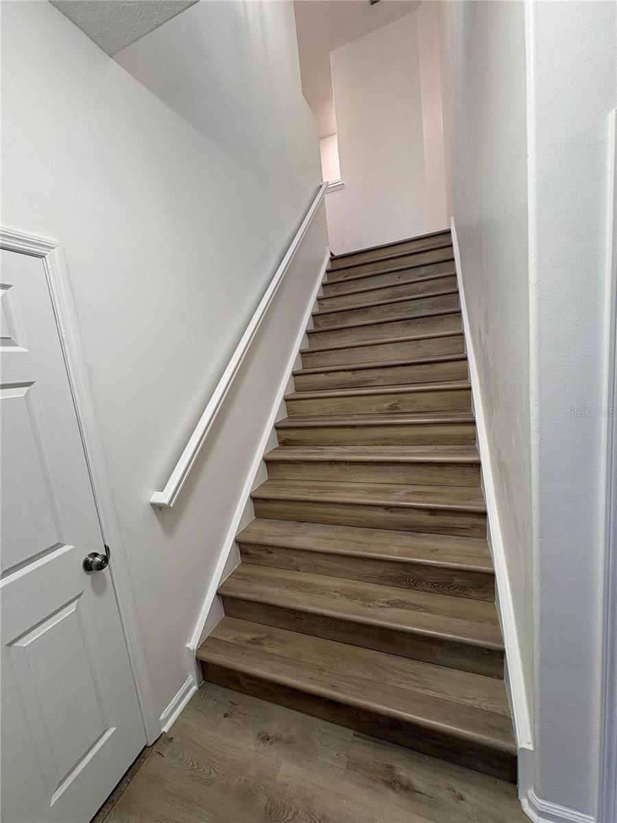 Image 3 of 23 For 7531 Bay Port Road 14