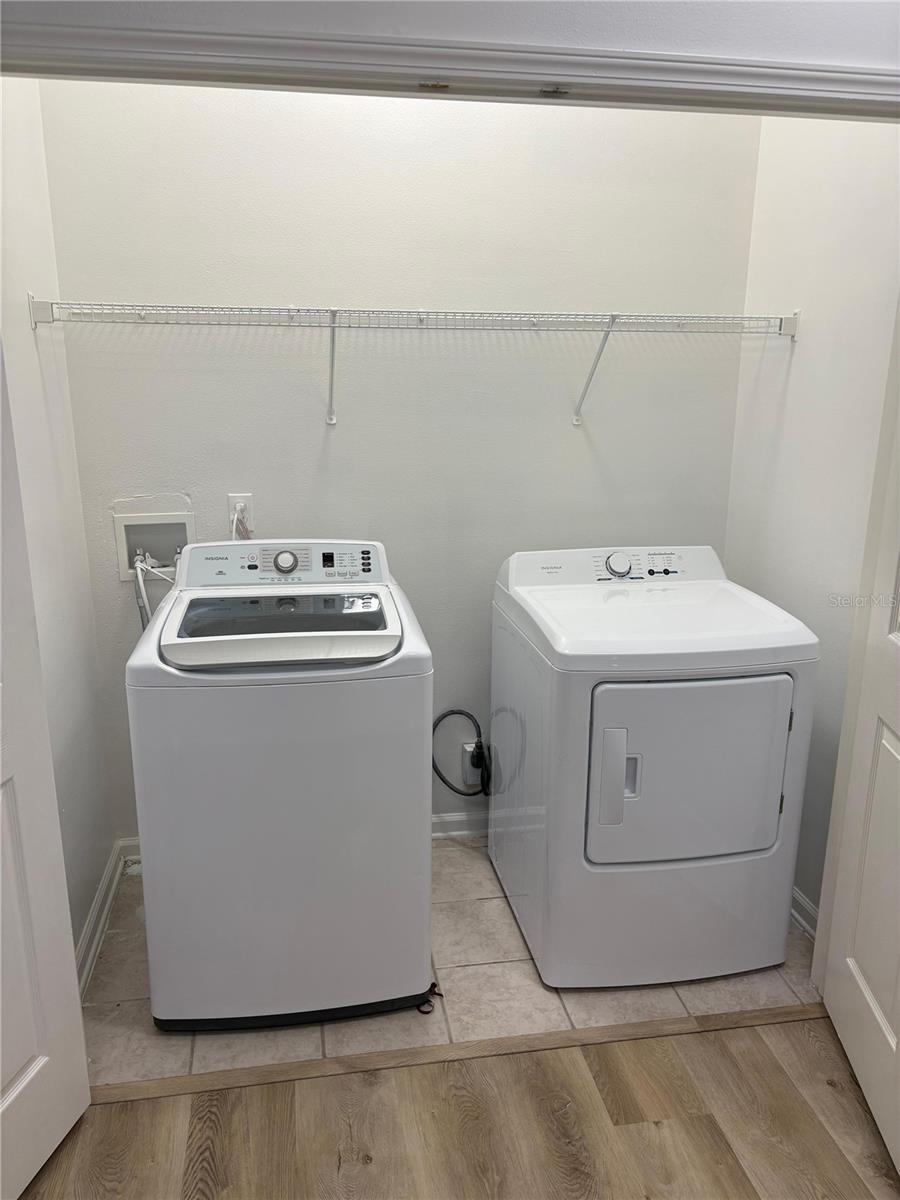 Image 4 of 23 For 7531 Bay Port Road 14