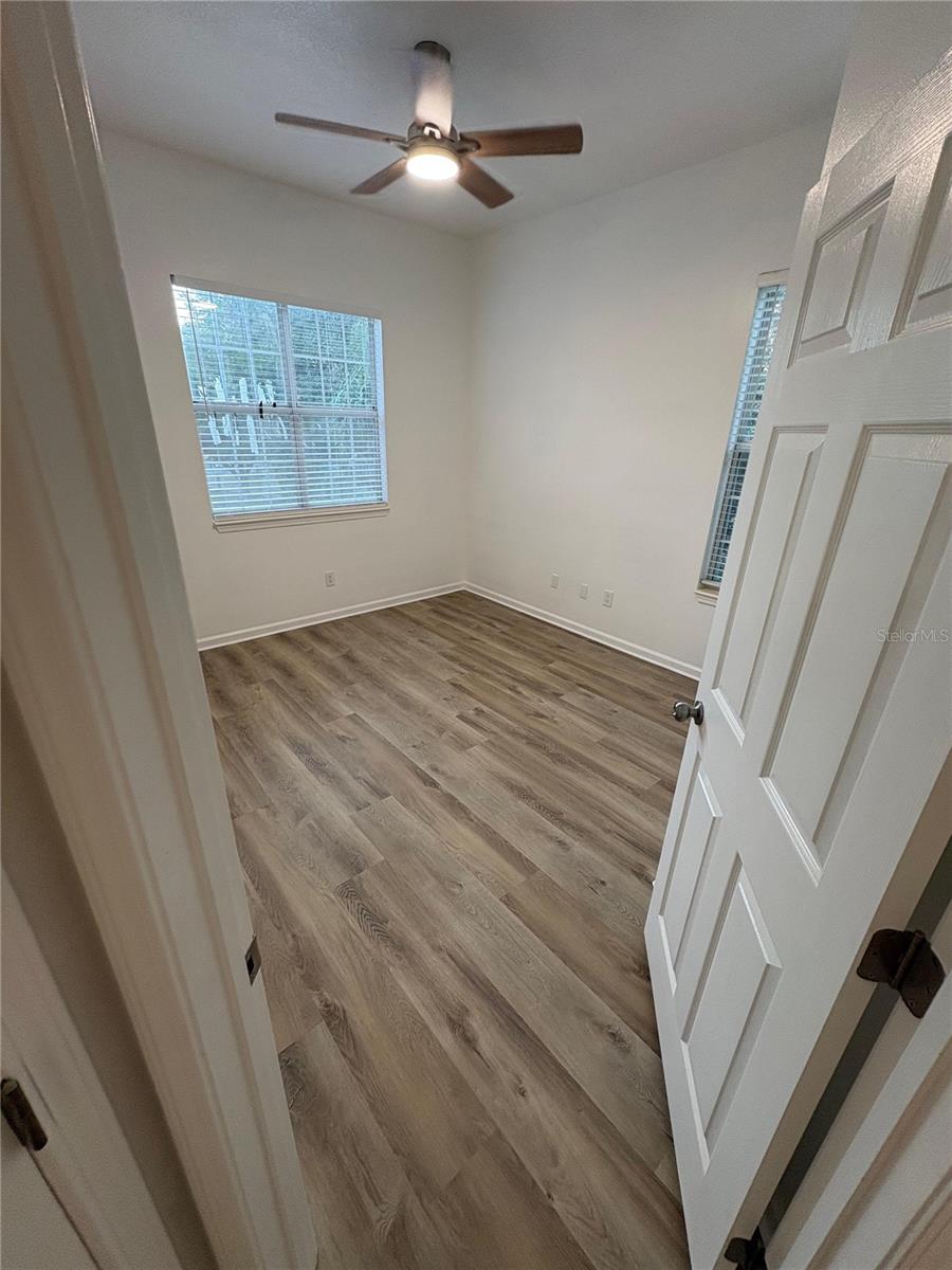 Image 9 of 23 For 7531 Bay Port Road 14