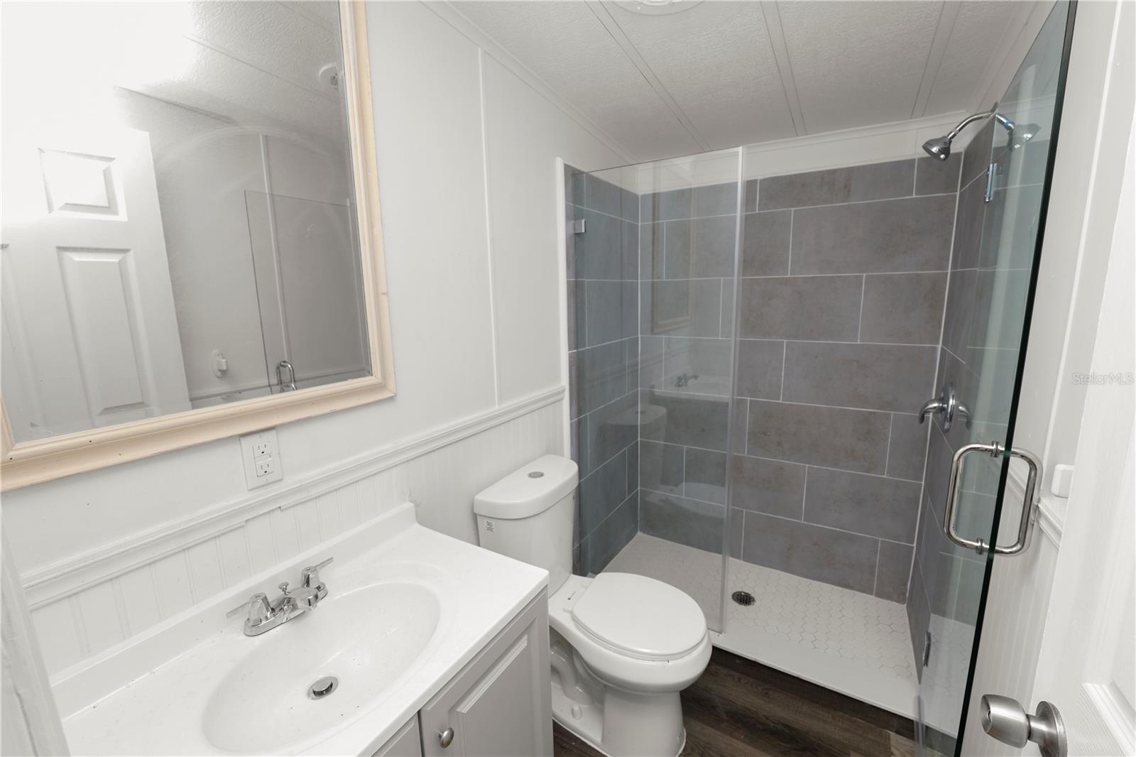 Image 15 of 45 For 10850 Country Haven Drive