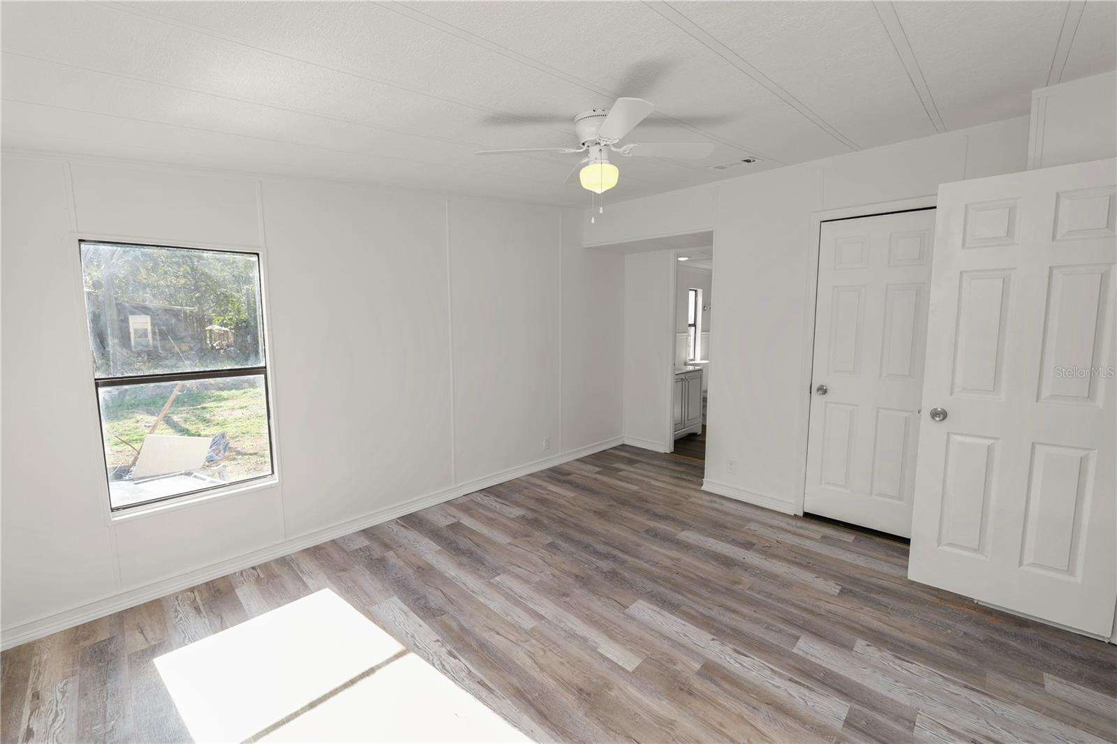 Image 19 of 45 For 10850 Country Haven Drive