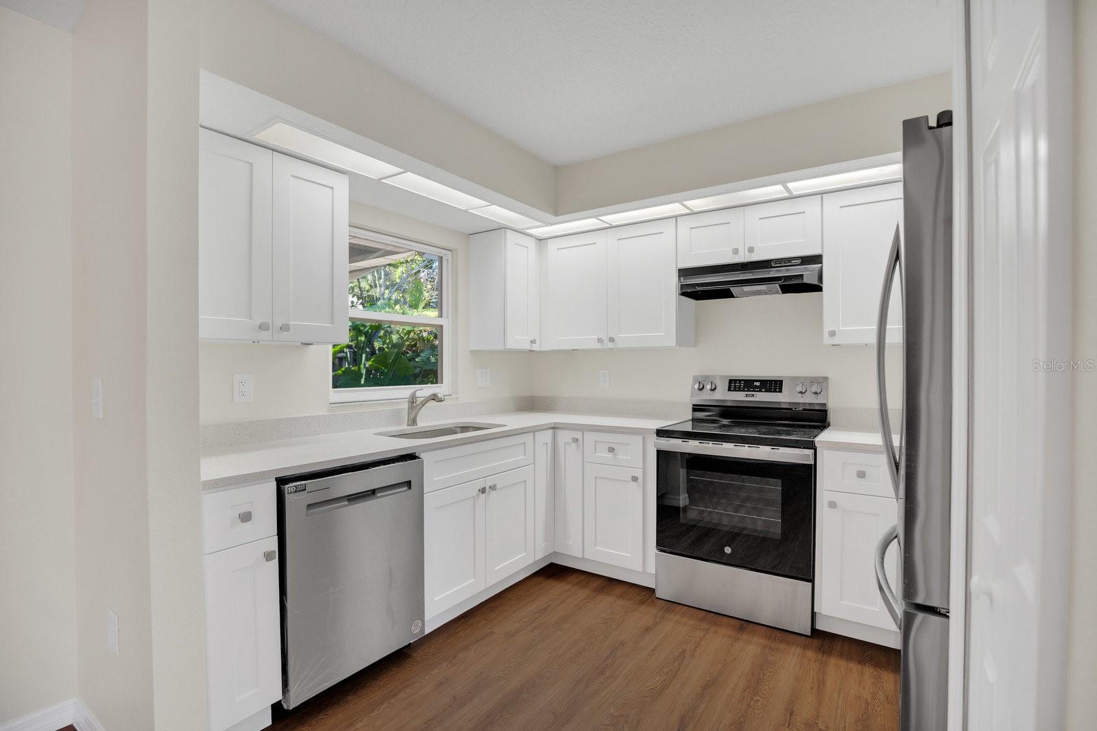 Image 3 of 26 For 5357 Sunrise Boulevard