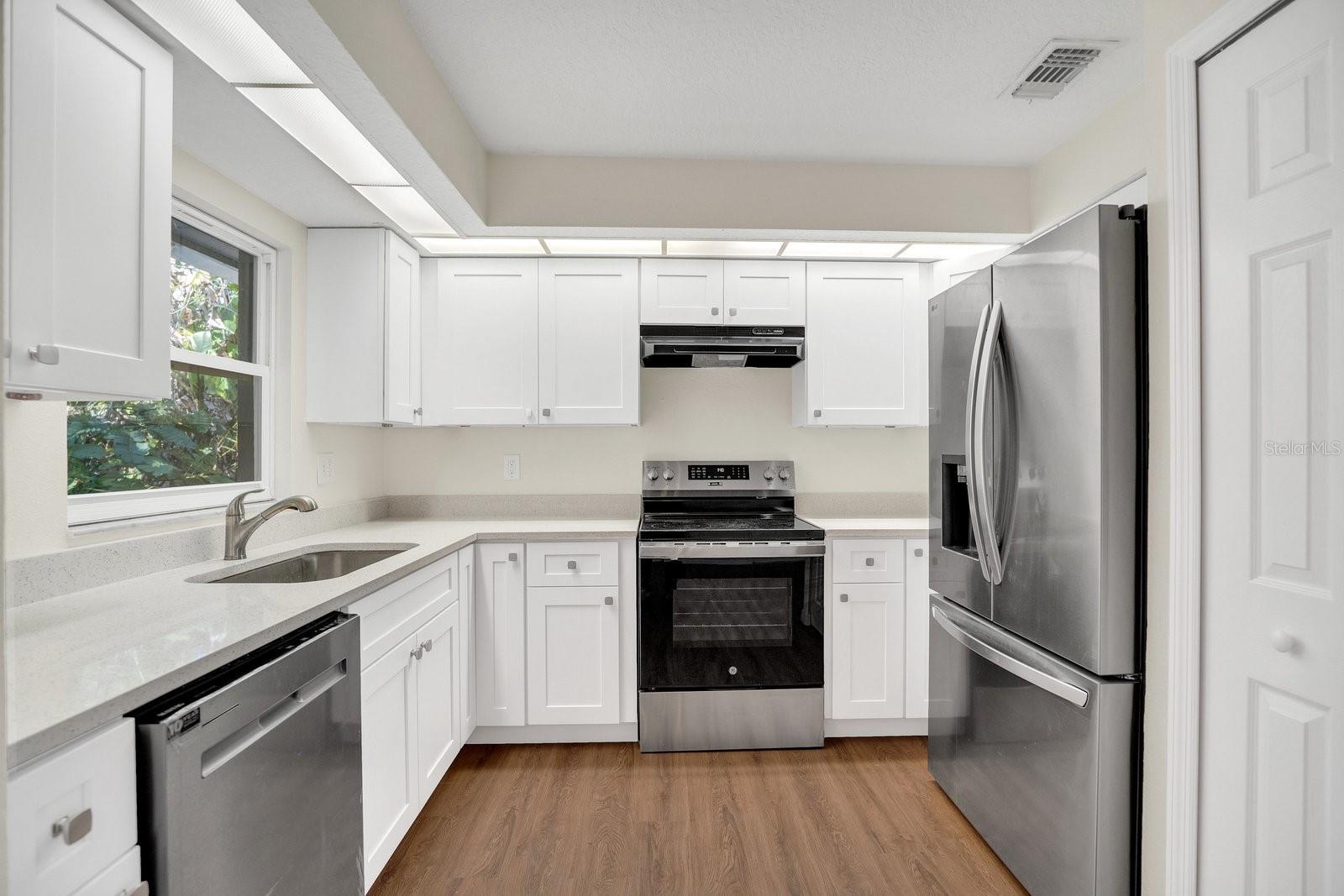 Image 4 of 26 For 5357 Sunrise Boulevard